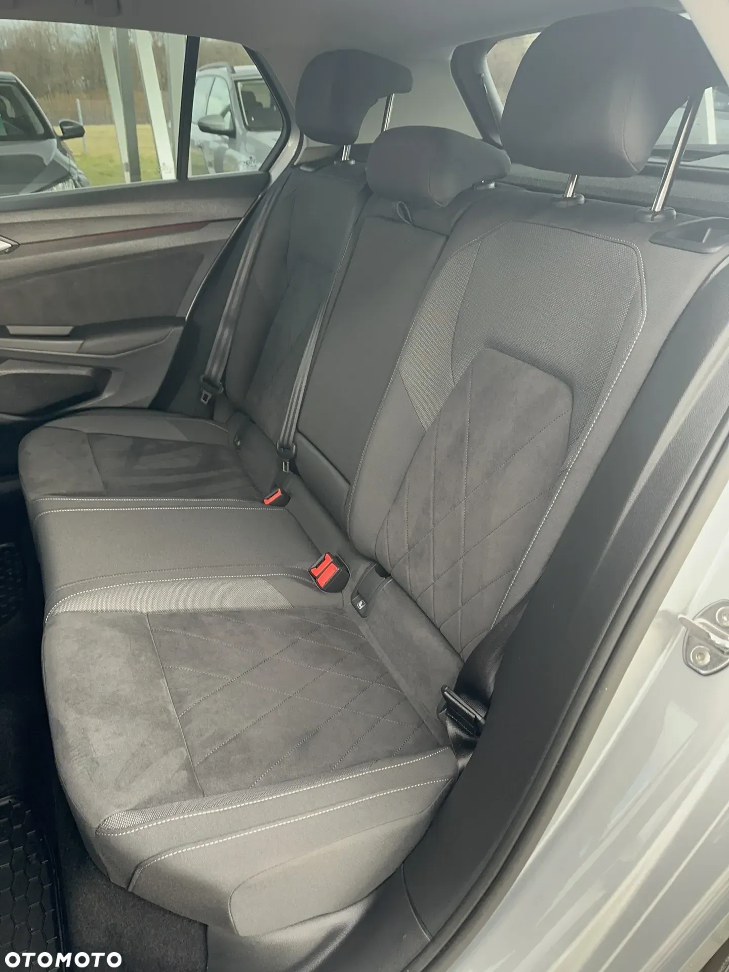Volkswagen Golf - 30