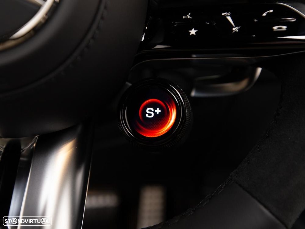 Mercedes-Benz G 63 AMG 4x4 - 35