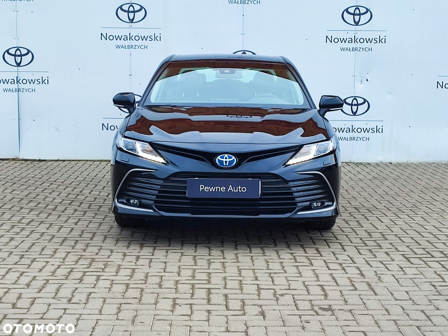 Toyota Camry - 7