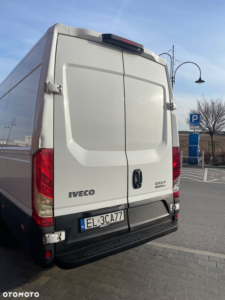 Iveco DAILY - 7