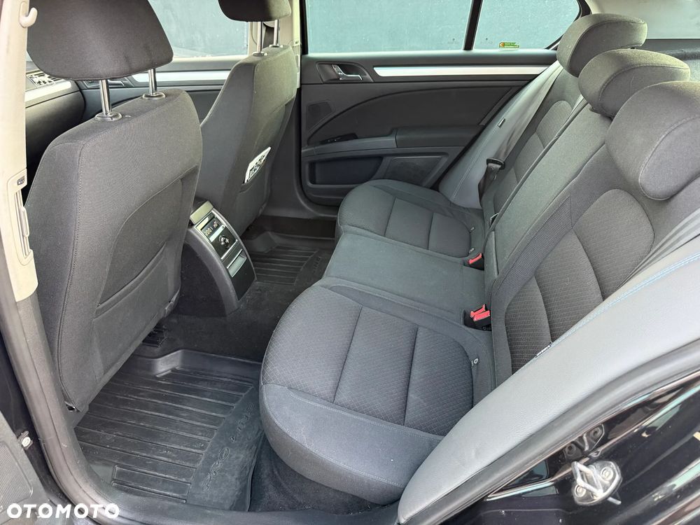 Skoda Superb 2.0 TDI 4x4 Elegance DSG - 8