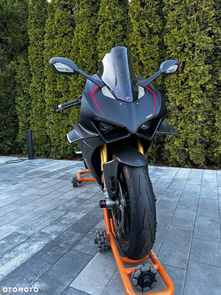 Ducati Panigale V4S - 4
