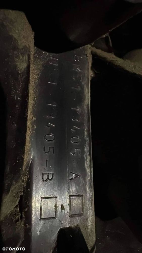 lewa tylna lampa w błotnik ford focus mk3 - 3