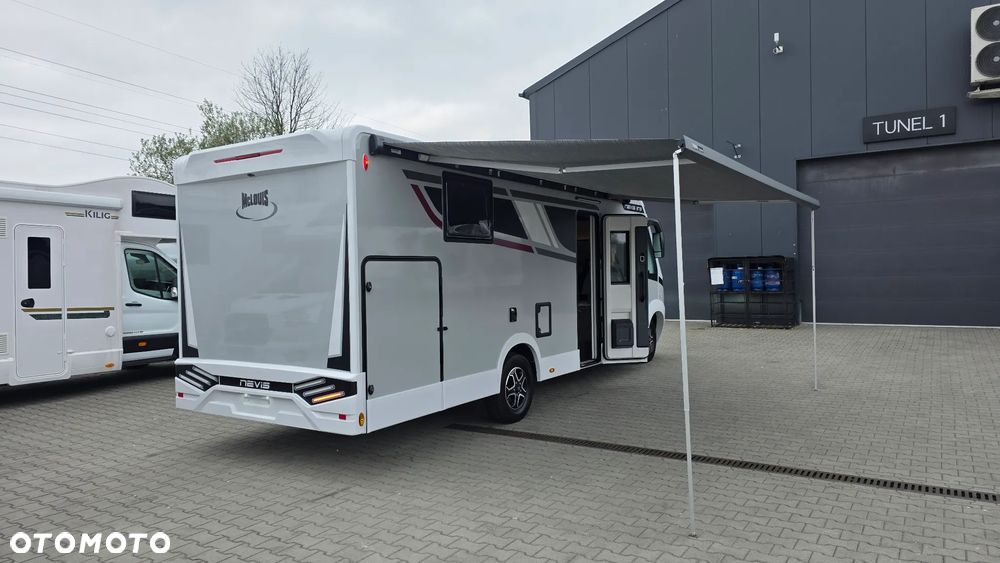 McLOUIS NEVIS 879 - INTEGRA - KAMPER - 7