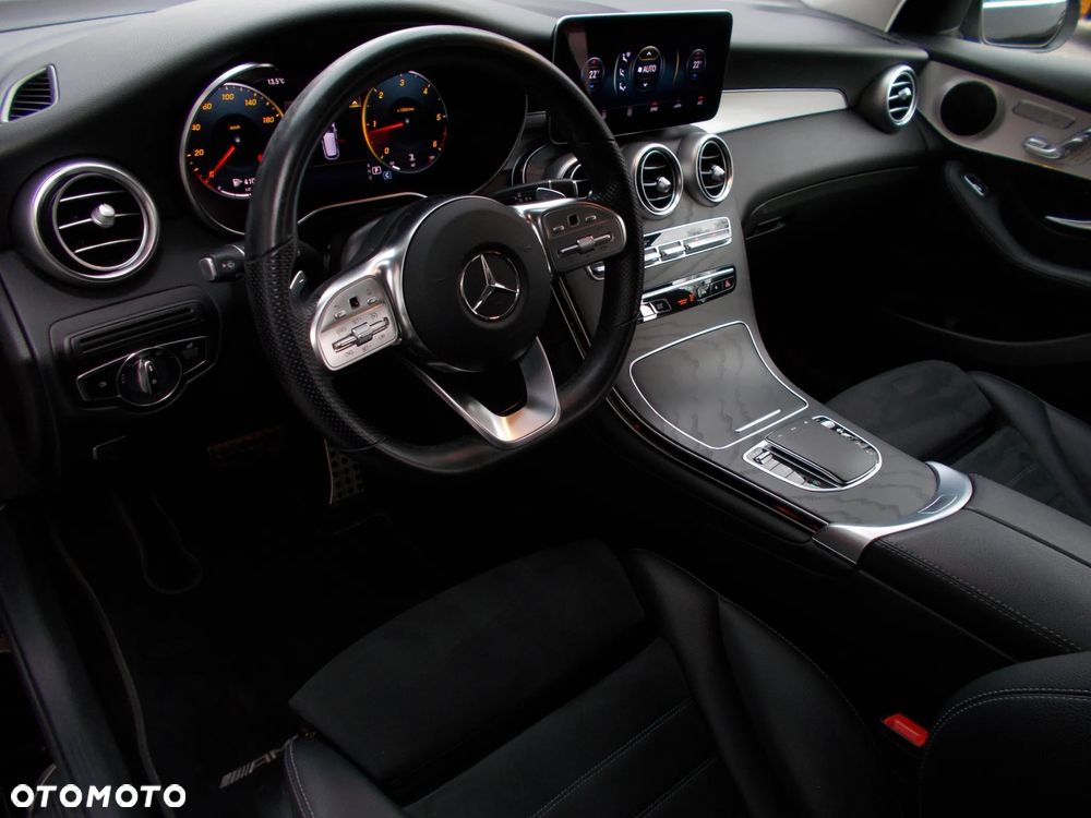 Mercedes-Benz GLC 200 d 4Matic 9G-TRONIC AMG Line - 10
