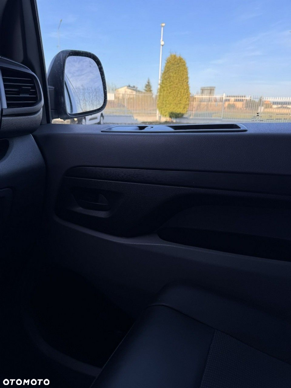 Opel Vivaro - 16