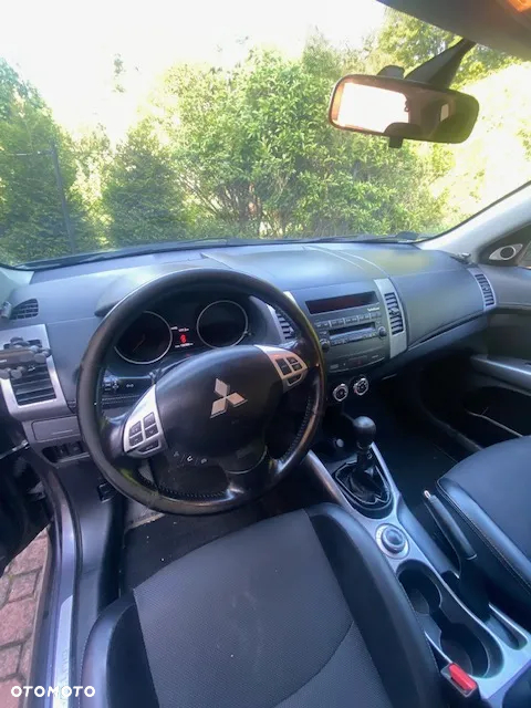 Mitsubishi Outlander 2.0 DID Intense - 7