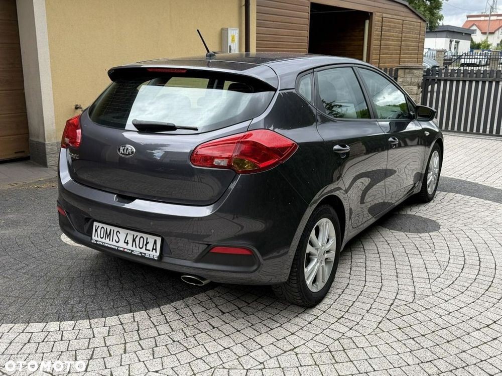 Kia Ceed - 6