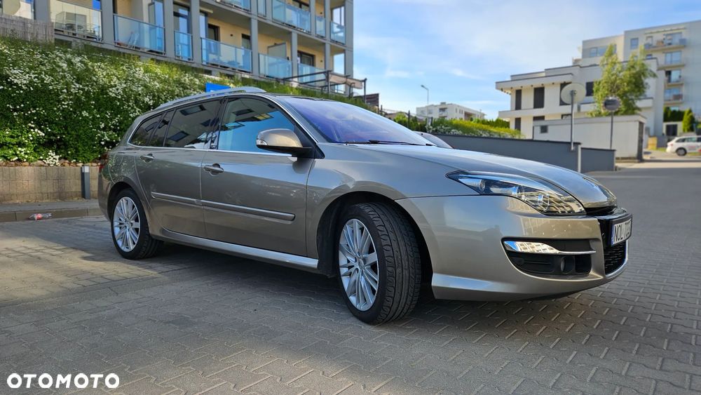 Renault Laguna dCi 175 FAP Initiale - 5
