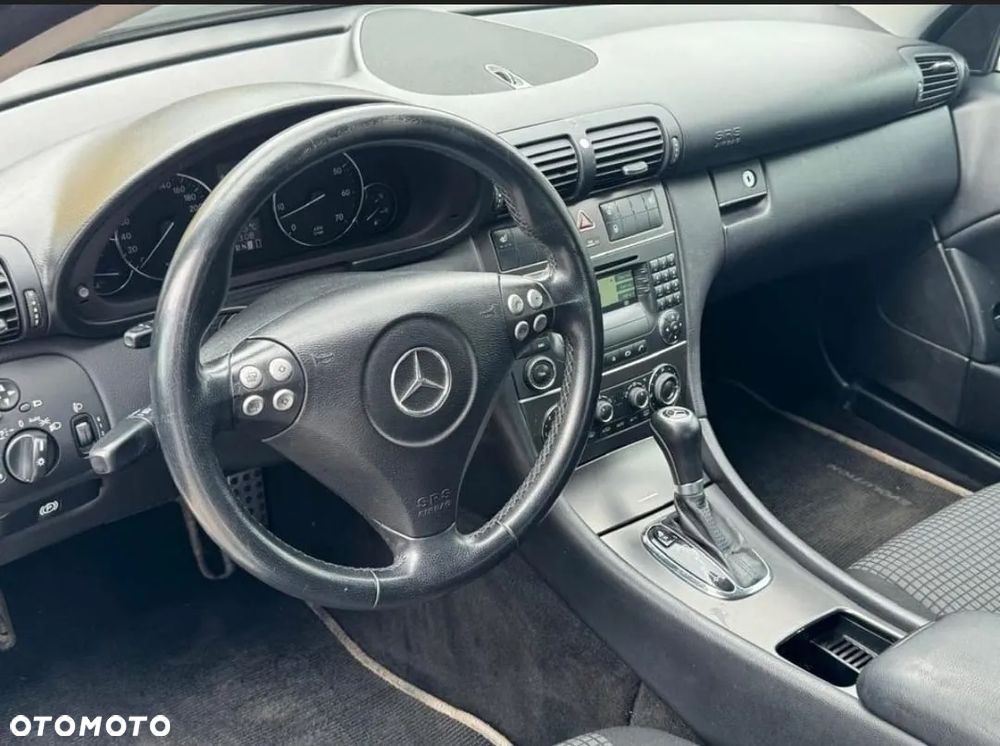 Mercedes-Benz Klasa C 200 Kompressor Automatik - 12