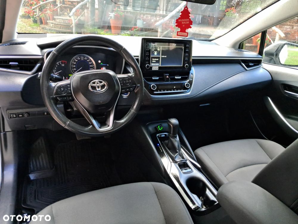 Toyota Corolla - 6