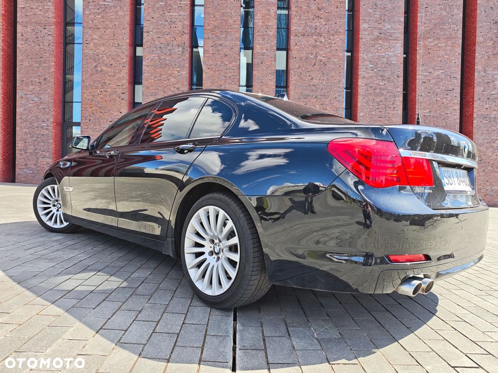 BMW Seria 7 730d - 8