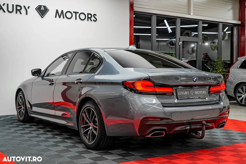 BMW Seria 5 518d AT MHEV - 11