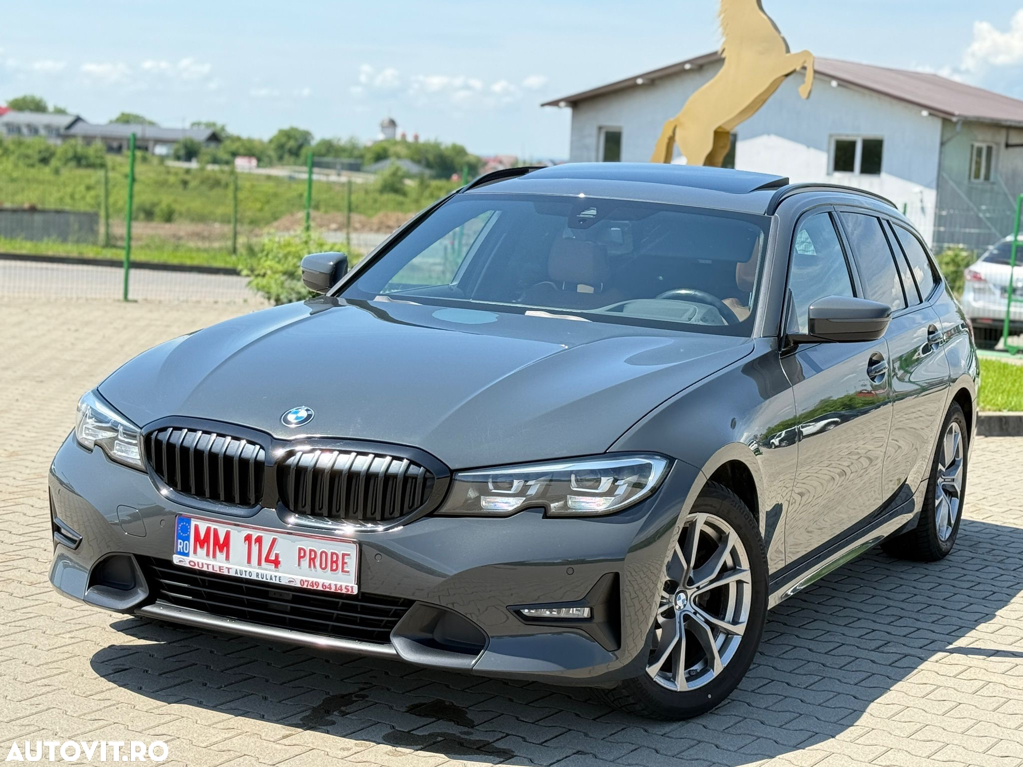 BMW Seria 3 318d Touring Aut. M Sport - 29