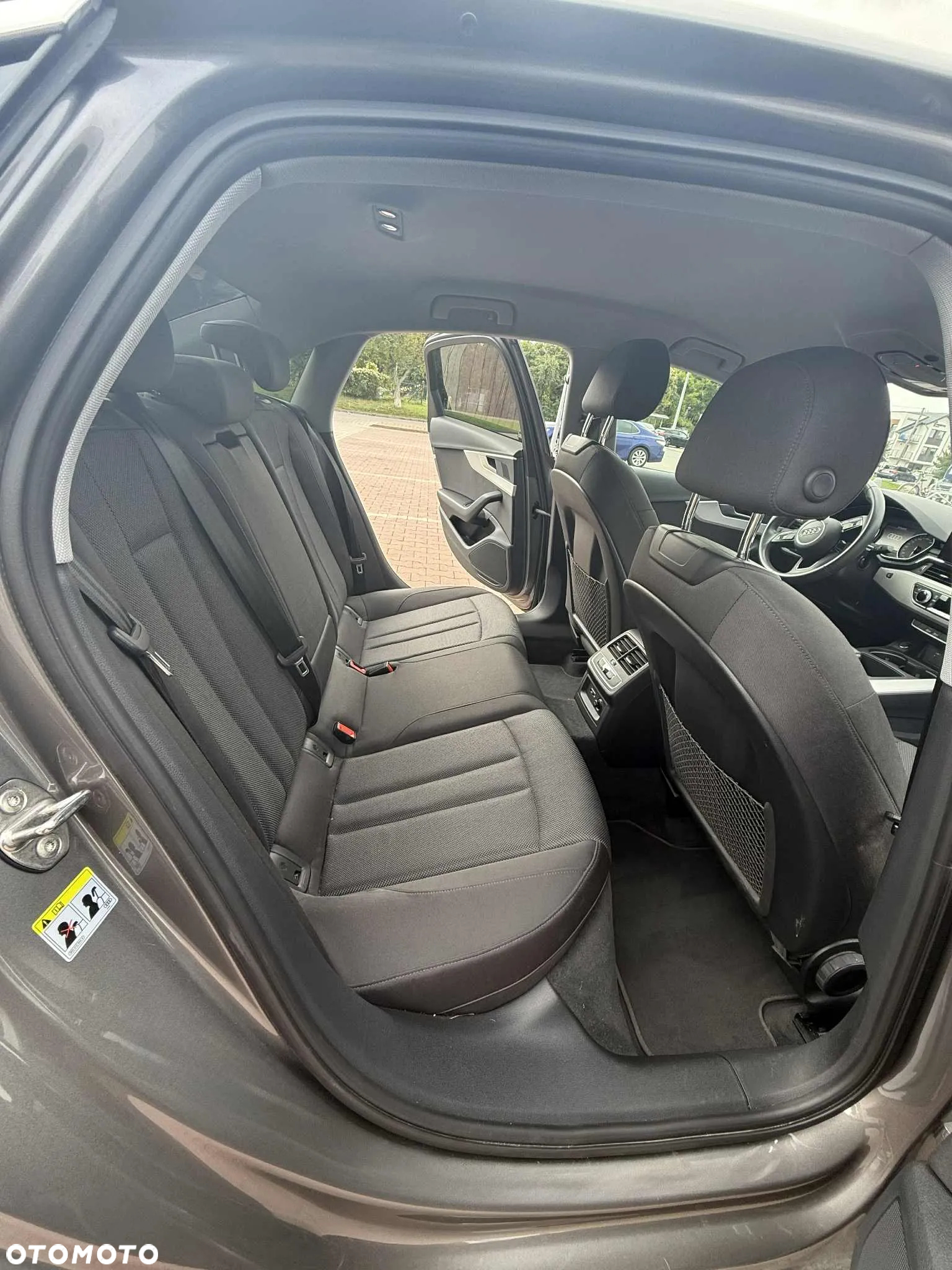 Audi A4 Limousine - 21