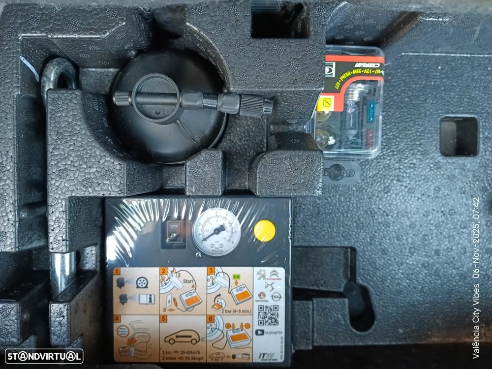 Peugeot e-2008 50 kWh Active Pack - 13