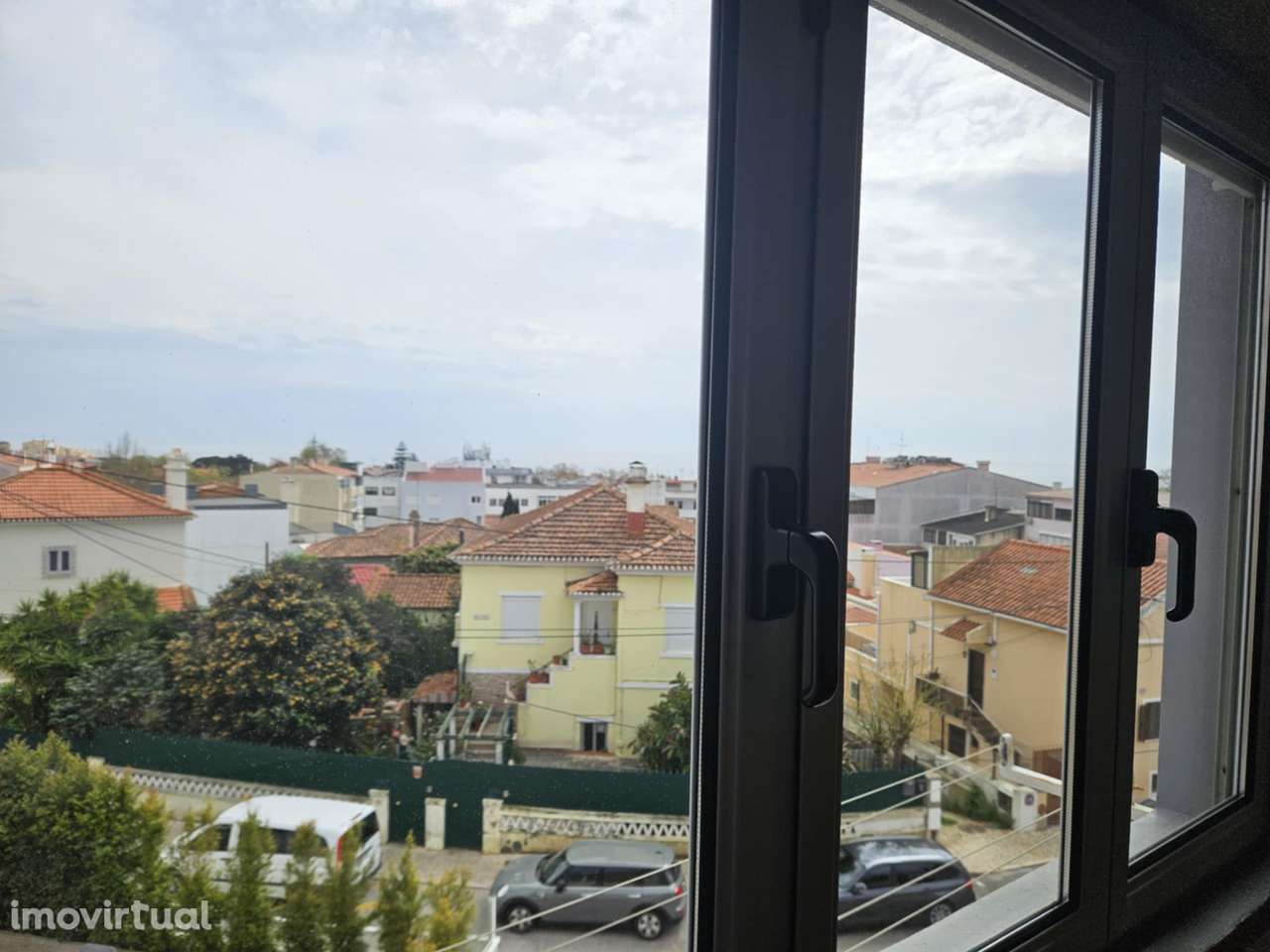 Apartamento T2 no Centro da Parede - Grande imagem: 2/13