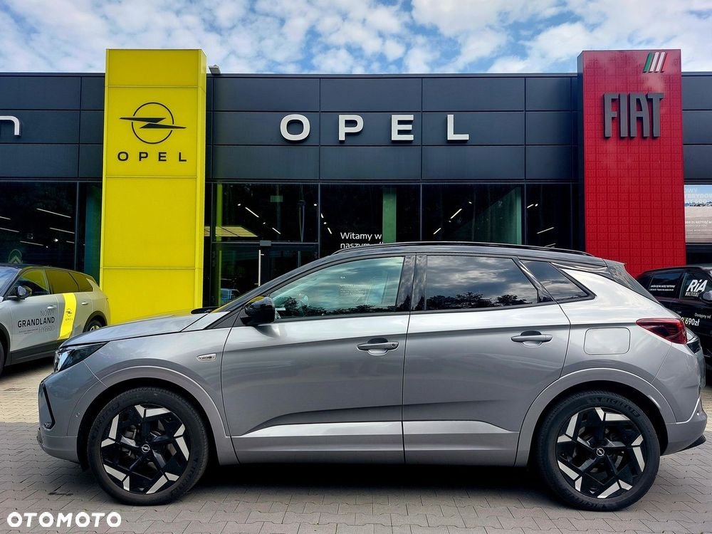 Opel Grandland 1.6 T PHEV 4x4 Ultimate - 2