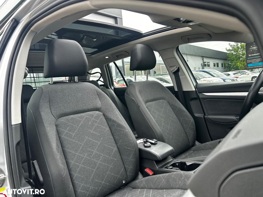 Volkswagen Golf 2.0 TDI SCR Life - 16