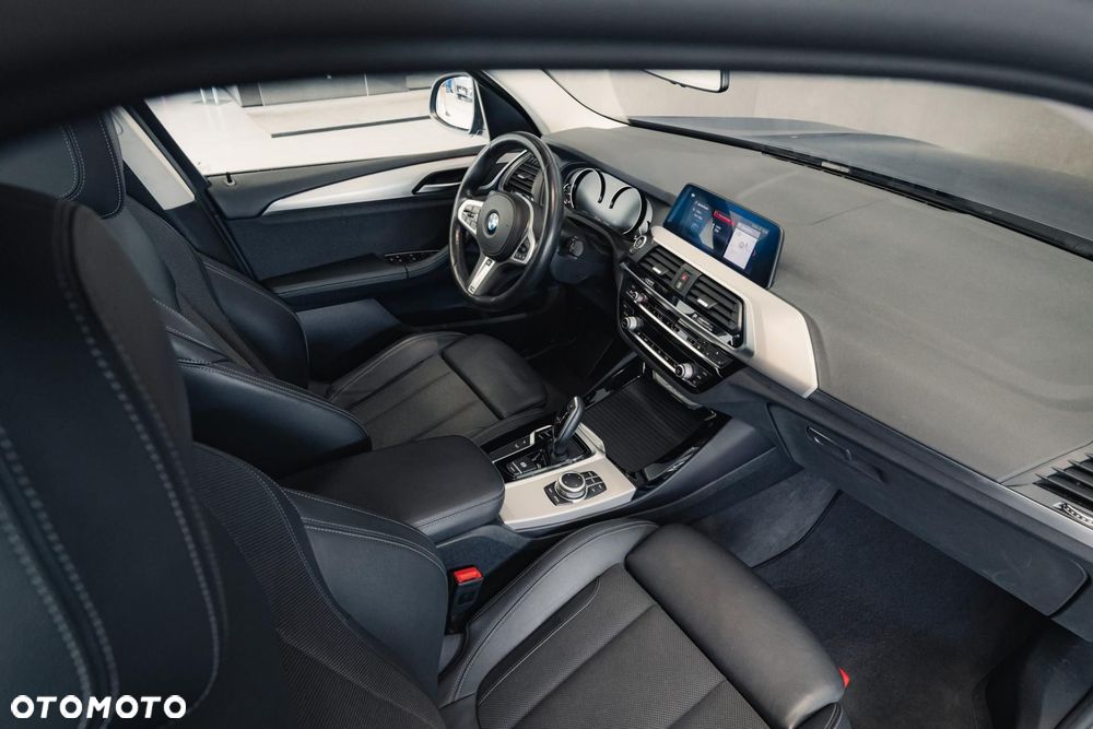 BMW X3 xDrive20d MHEV Advantage - 17