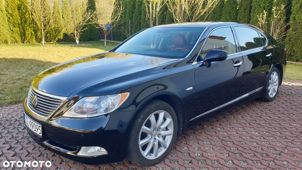 Lexus LS - 5