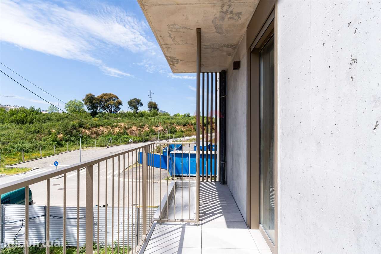 Apartamento T2+1 com varanda, em construção, situado no 2º piso. - Grande imagem: 3/17