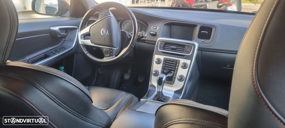 Volvo V60 2.0 D3 VOR - 5