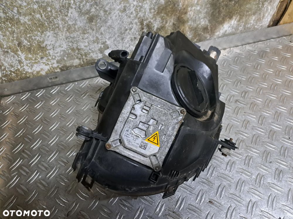 Lampa xenon Prawa Mini Cooper R56   UK - 4