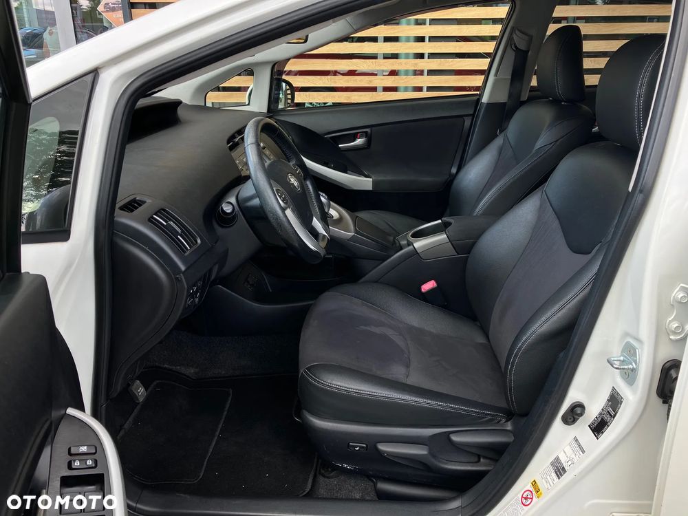 Toyota Prius (Hybrid) TEC-Edition - 34