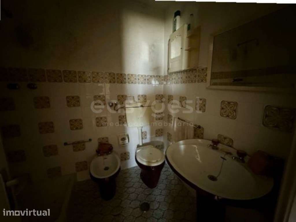 Moradia no Ferro - Para remodelar - Grande imagem: 5/13