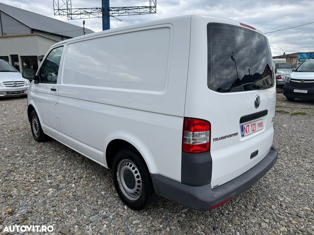 Volkswagen Transporter - 5