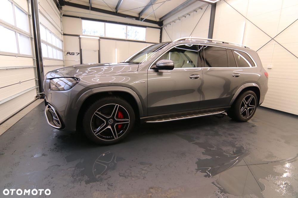 Mercedes-Benz GLS AMG 63 4Matic AMG Speedshift TCT 9G - 19