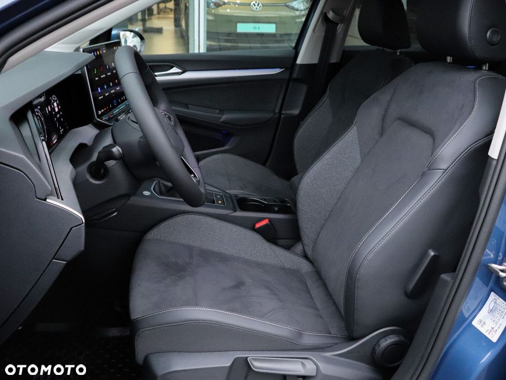 Volkswagen Golf - 11