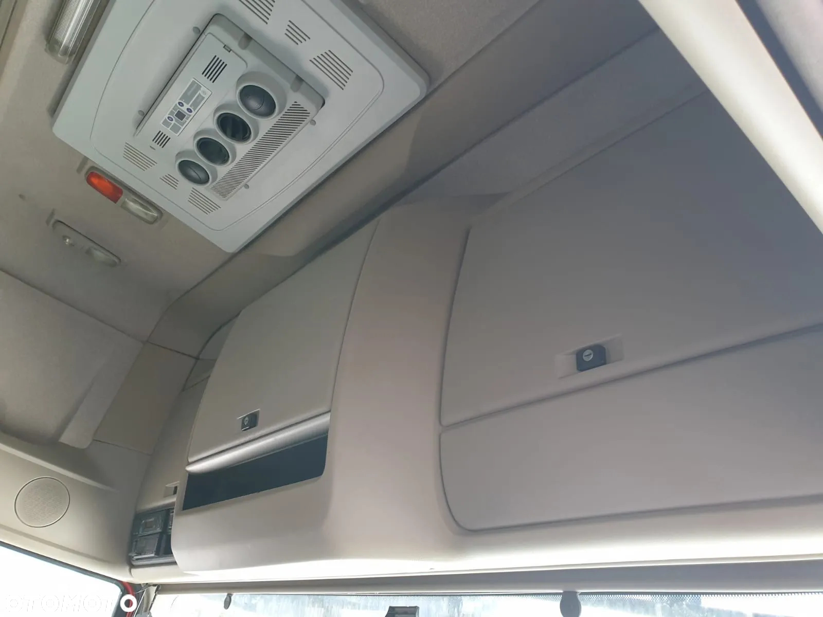 KABINA DAF XF 106 - 12