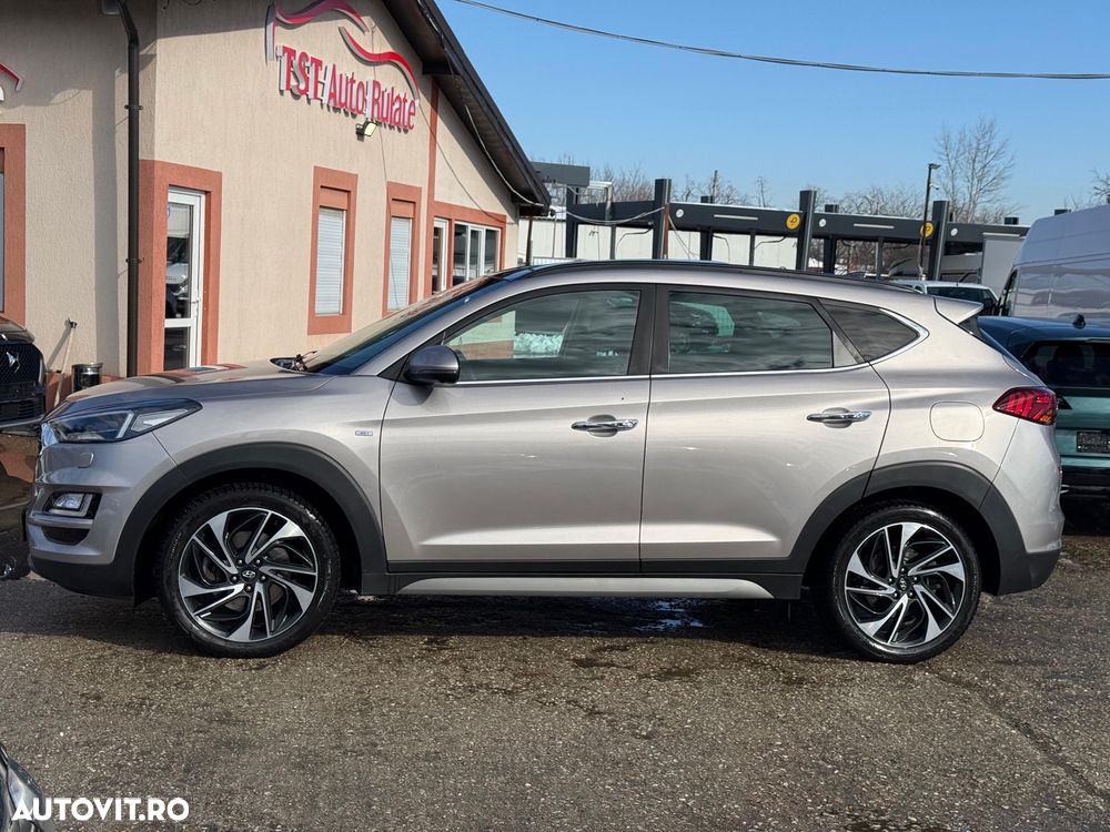 Hyundai Tucson 2.0 CRDI 4WD 8AT Luxury - 8