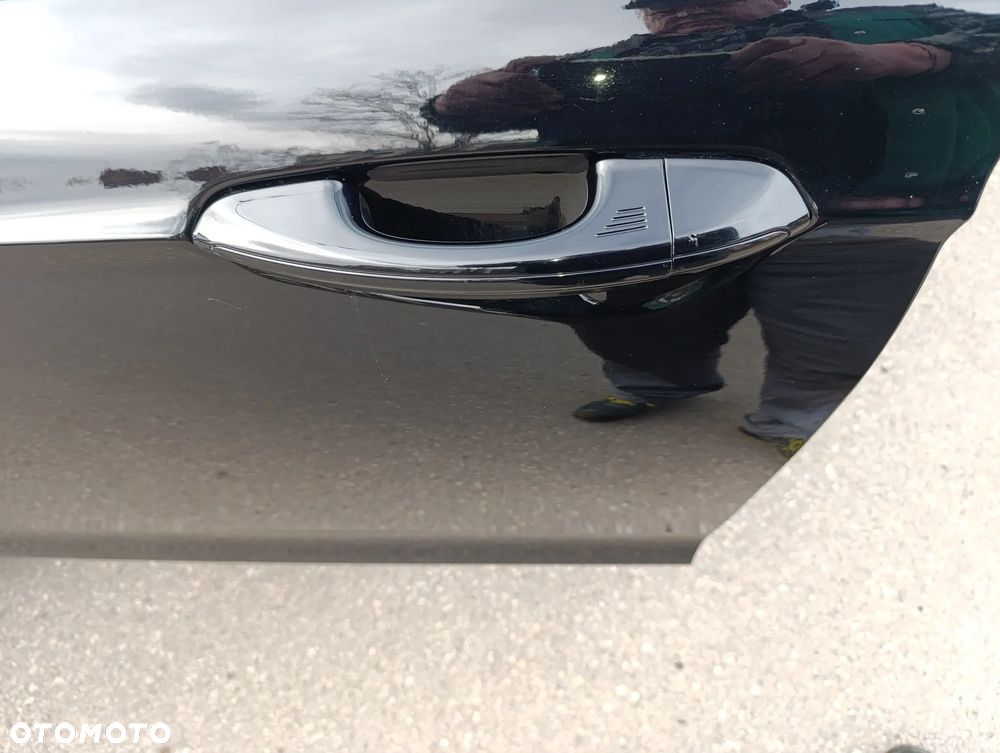 Ford Mondeo 2.0 EcoBlue Titanium - 27