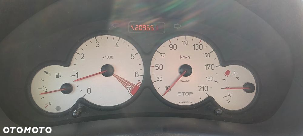 Peugeot 206 1.1 XR Presence - 7
