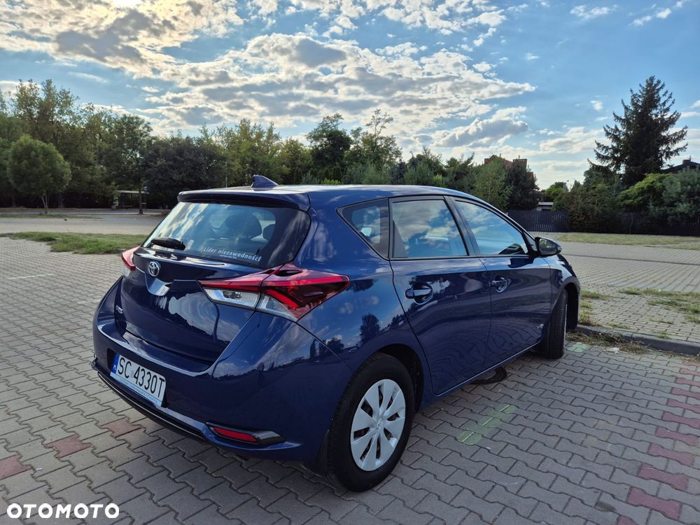 Toyota Auris 1.33 VVT-i Active - 1