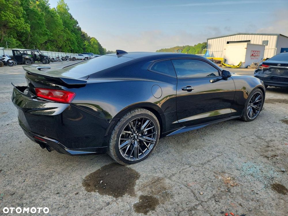 Chevrolet Camaro - 3