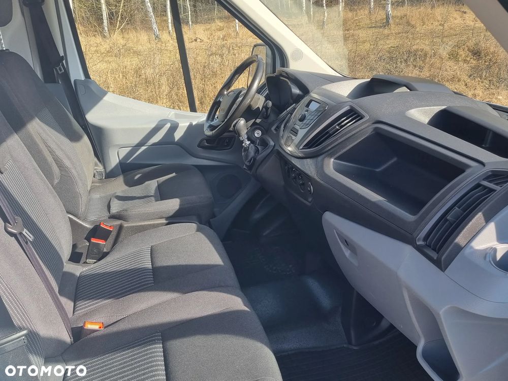 Ford Transit - 15