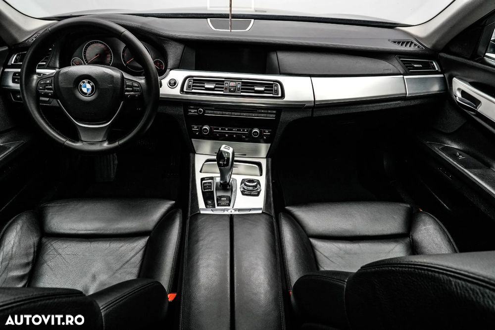 BMW Seria 7 730d Aut. - 7