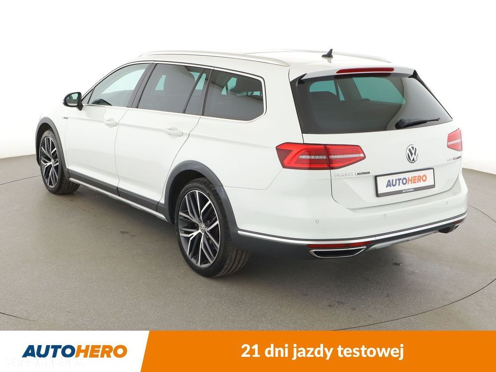 Volkswagen Passat Alltrack - 4