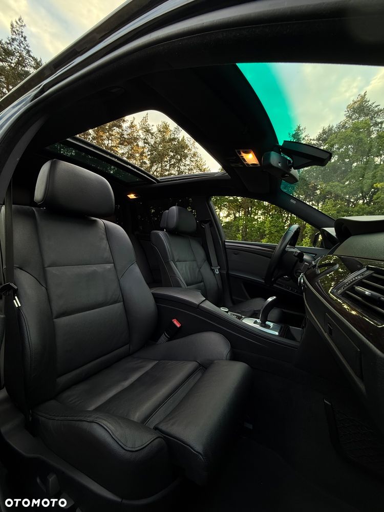 BMW Seria 5 525d Edition Exclusive - 20