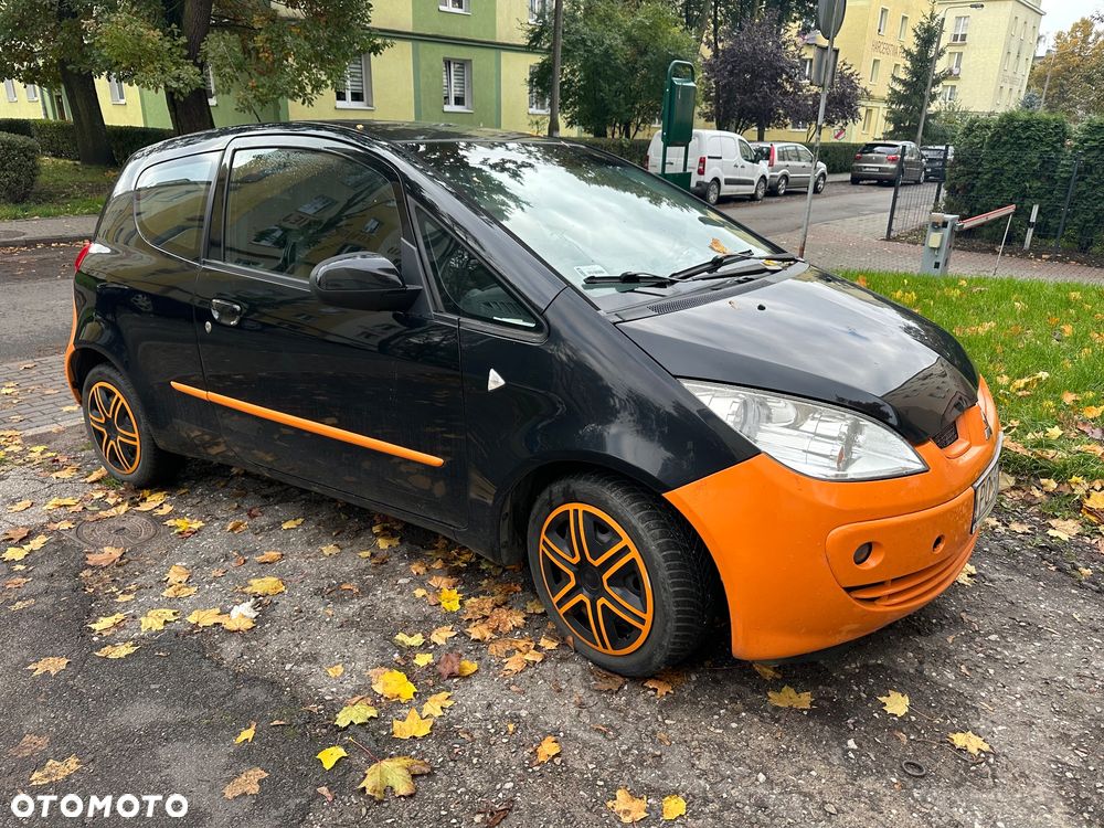 Mitsubishi Colt - 1