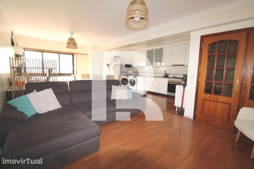 Apartamento T3 c/ Box em Mem Martins - Grande imagem: 3/21