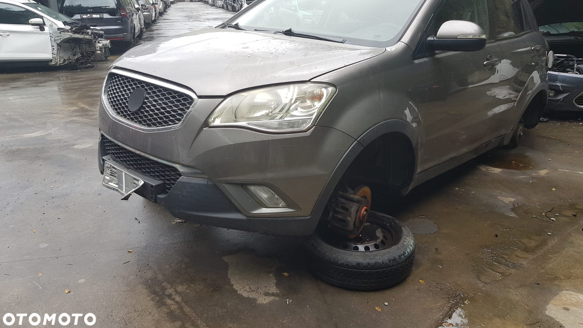 SSANGYONG KORANDO III PRZED LIFT EAX MASKA - 2