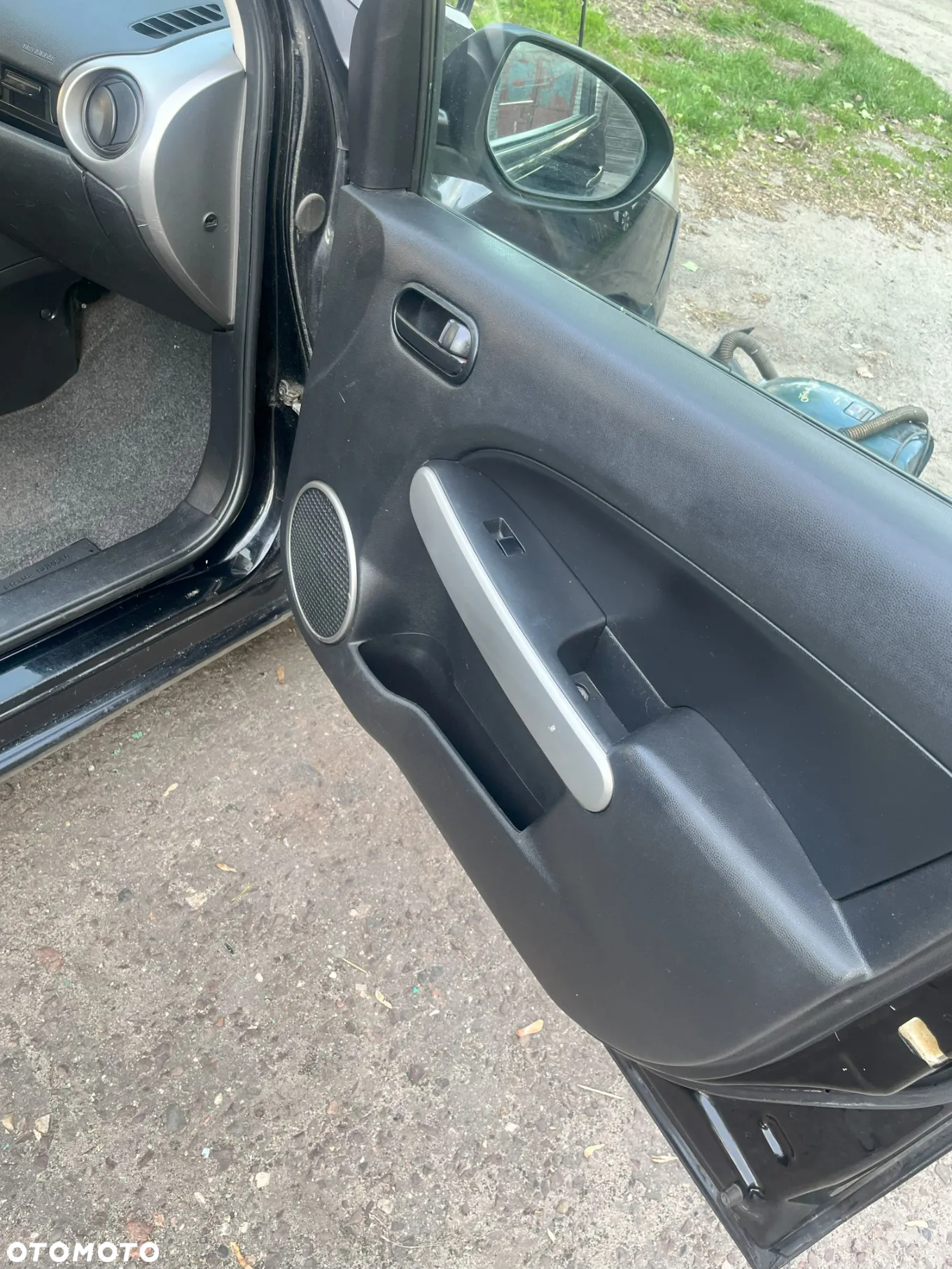 Mazda 2 - 17