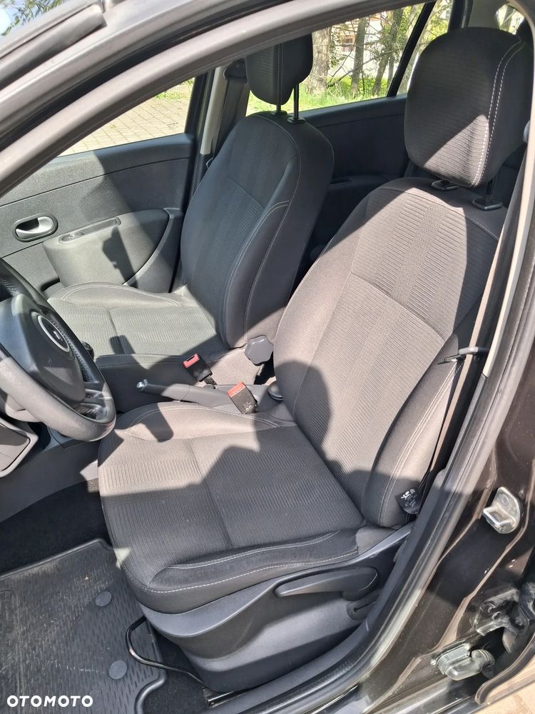 Renault Clio 1.2 16V TCE Alize - 10