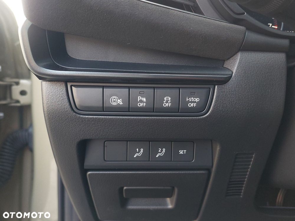 Mazda 3 SKYACTIV-G 2.0 M-Hybrid 150 DRIVE SELECTION - 23