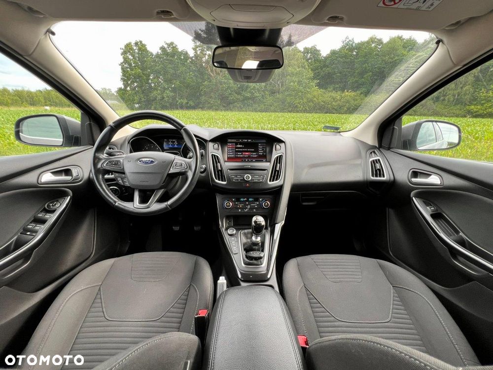 Ford Focus - 15